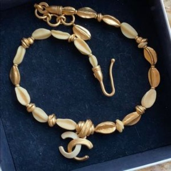 Chanel vintage necklace - Picture 1 of 5